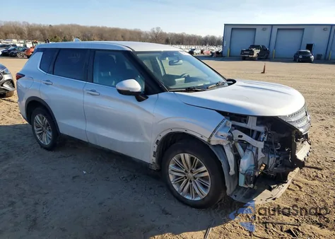 2022 Mitsubishi Outlander Es z USA, uszkodzony, nr VIN JA4J4TA89NZ033378